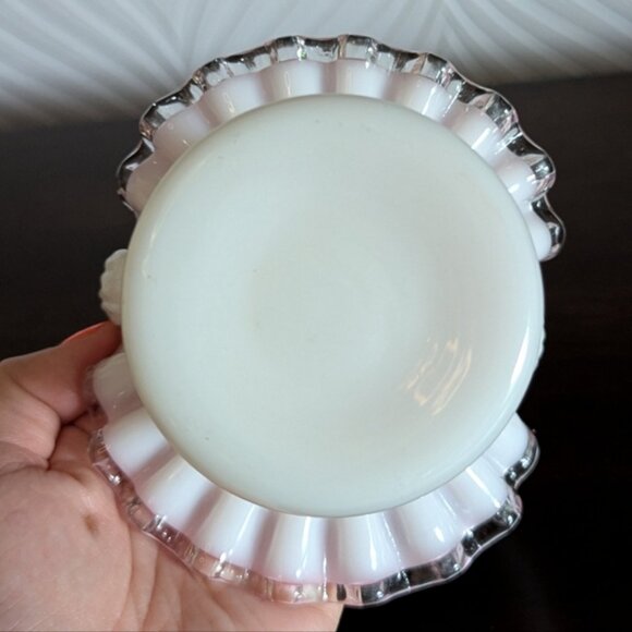 Vintage Fenton Peach Crest MCM Milk Glass Basket - Picture 4 of 4